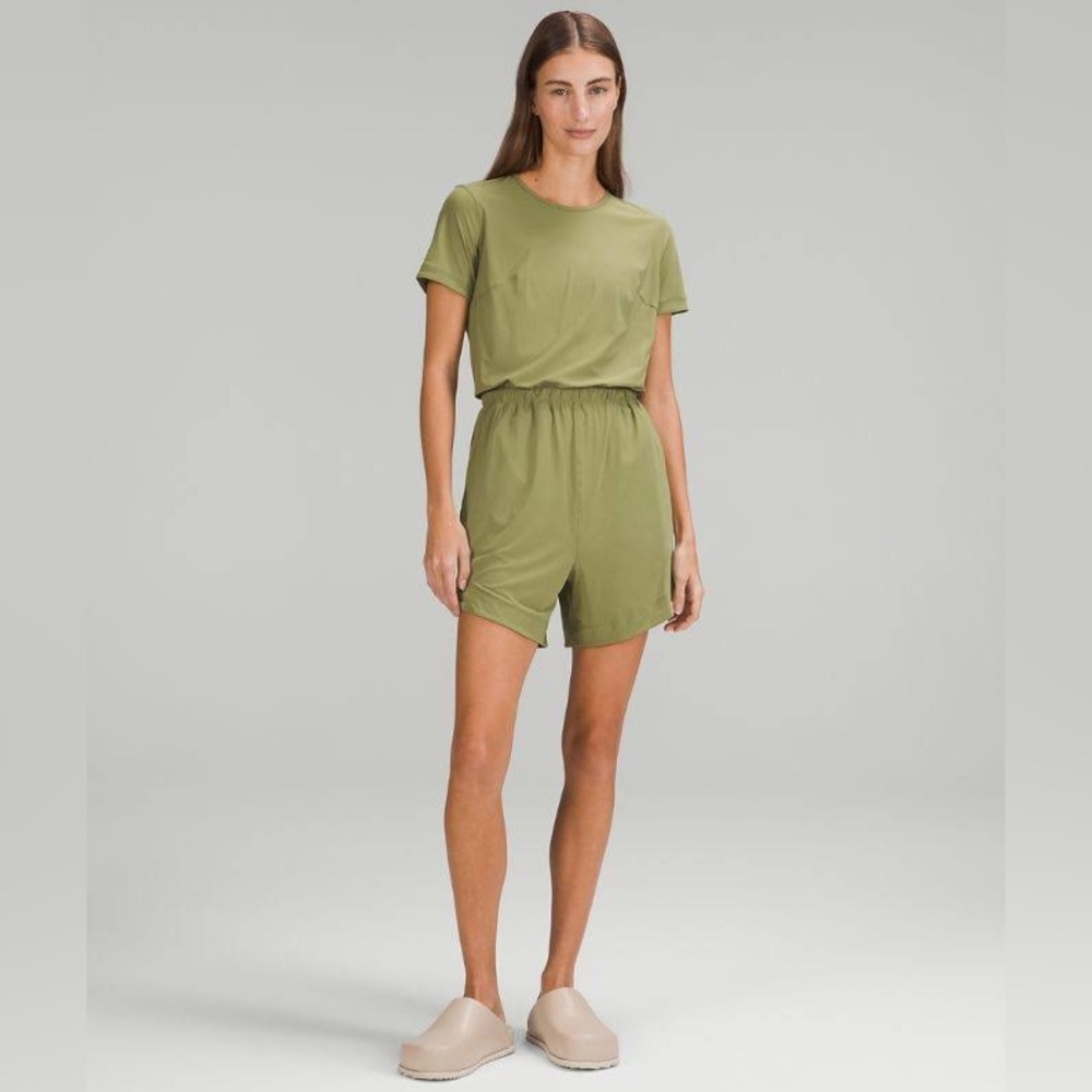 Lululemon Lightweight High-Neck Romper Green Size 12